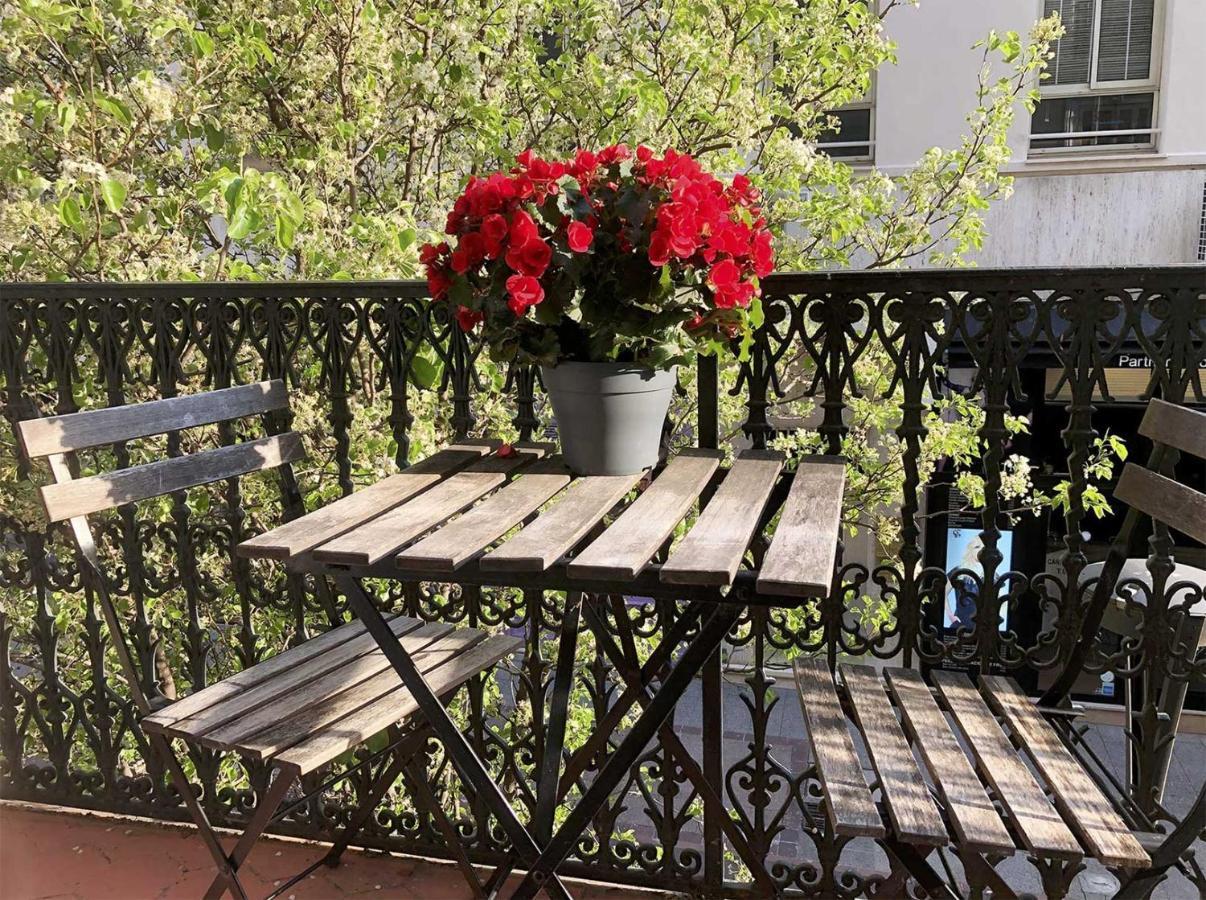 Luxury Family 2Br - Prime Location, Walk To Beach & Shopping, Sunny Balcony - Totolulu Cannes Hoche Exterior foto